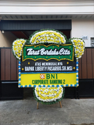 Papan Bunga Duka di Mataram