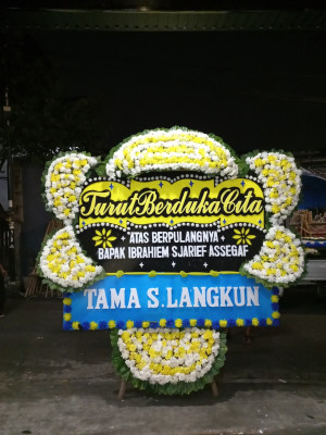 Papan Bunga Duka di Mataram