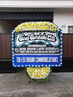 Papan Bunga Duka di Mataram